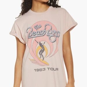 DAYDREAMER | Beach Boys Graphic Tee